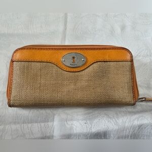 Fossil Key-Per Retro Wallet - AS IS / Rough Condition